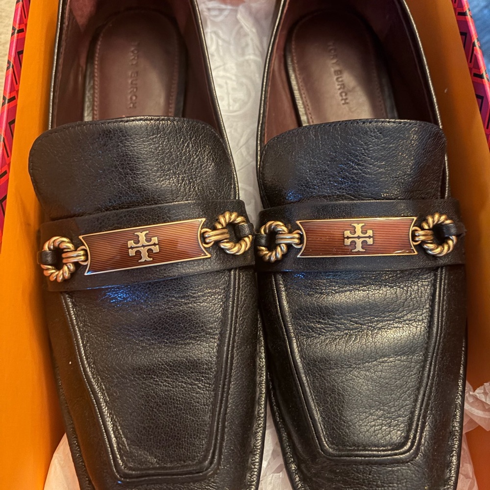 Tory Burch Black Leather Loafers with Gold Accents